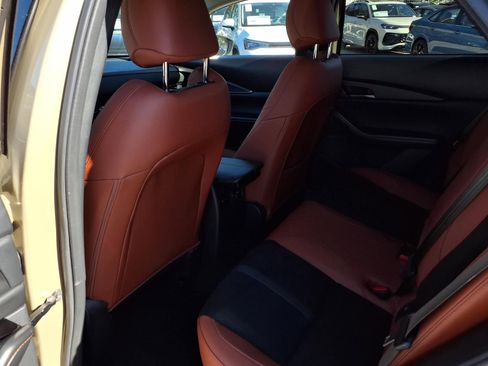 Used 2025 MAZDA CX-30 Carbon image 20