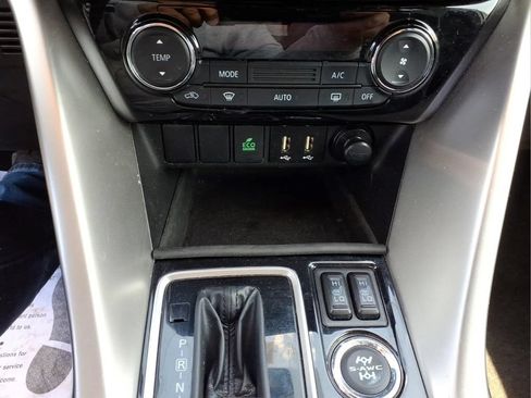Used 2024 Mitsubishi Eclipse Cross LE AWD/4WD image 12