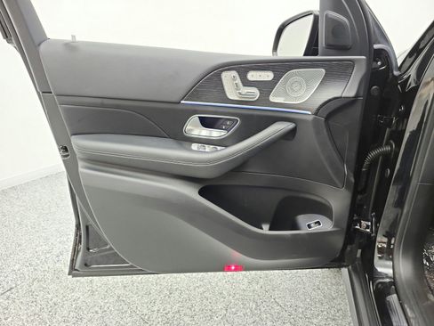 Certified 2024 Mercedes-Benz GLS 450 4MATIC image 12
