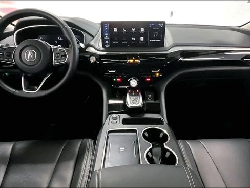 Used 2025 Acura MDX SH-AWD w/ Technology Package image 8