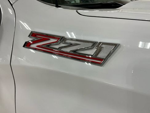 Used 2025 Chevrolet Silverado 1500 RST AWD/4WD image 33