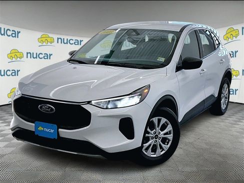 Used 2023 Ford Escape Active w/ Tech Pack #1 image 3