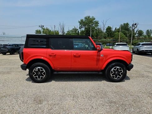 Used 2022 Ford Bronco Outer Banks image 6