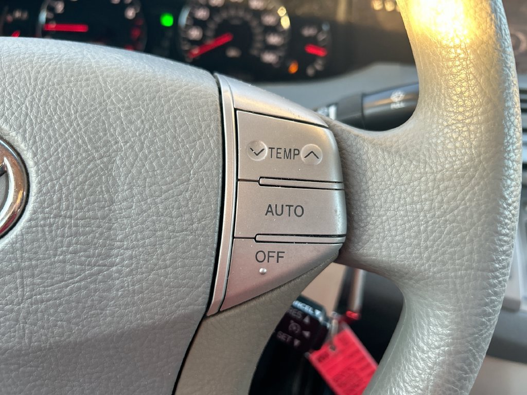 Used 2008 Toyota Avalon XL FWD image 17