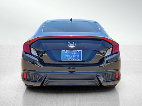 Used 2019 Honda Civic EX image 5