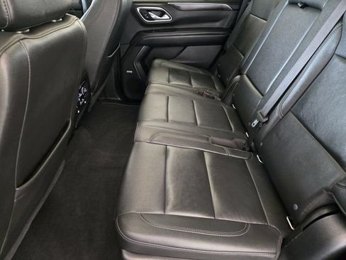 Used 2021 Chevrolet Tahoe LT w/ LT Signature Plus Package RWD image 32