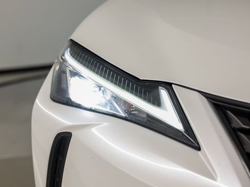 Used 2020 Lexus UX 250h 250h Base image 11