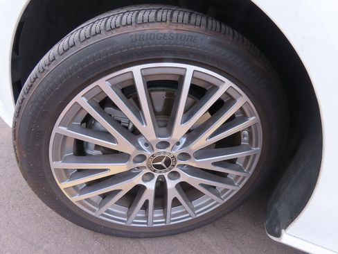 Used 2023 Mercedes-Benz CLA 250 image 15