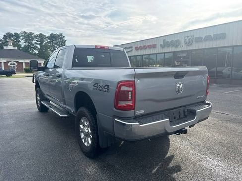 Used 2024 RAM 2500 Tradesman w/ Chrome Appearance Group AWD/4WD image 5