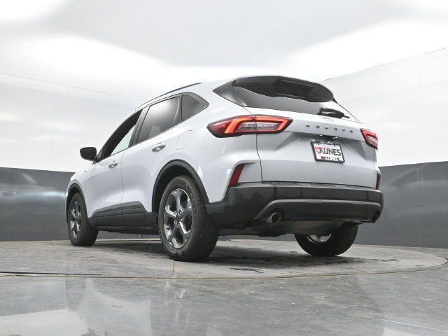 Used 2025 Ford Escape ST-Line FWD image 50