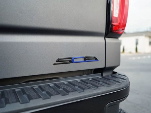 Used 2020 GMC Sierra 1500 AT4 w/ AT4 Premium Package image 16