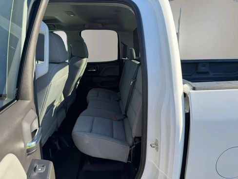 Used 2019 Chevrolet Silverado 2500 W/T AWD/4WD image 3