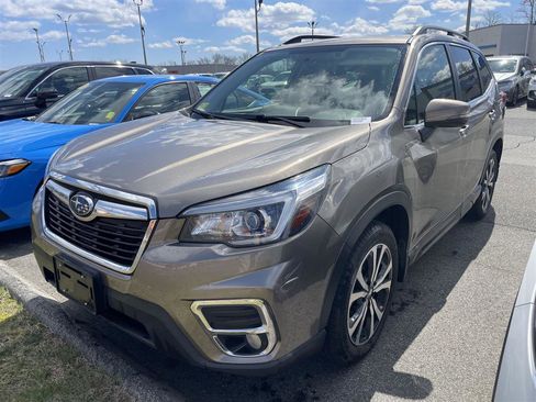 Used 2020 Subaru Forester Limited image 3