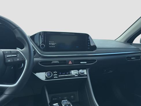 Used 2022 Hyundai Sonata Limited w/ Cargo Package FWD image 15