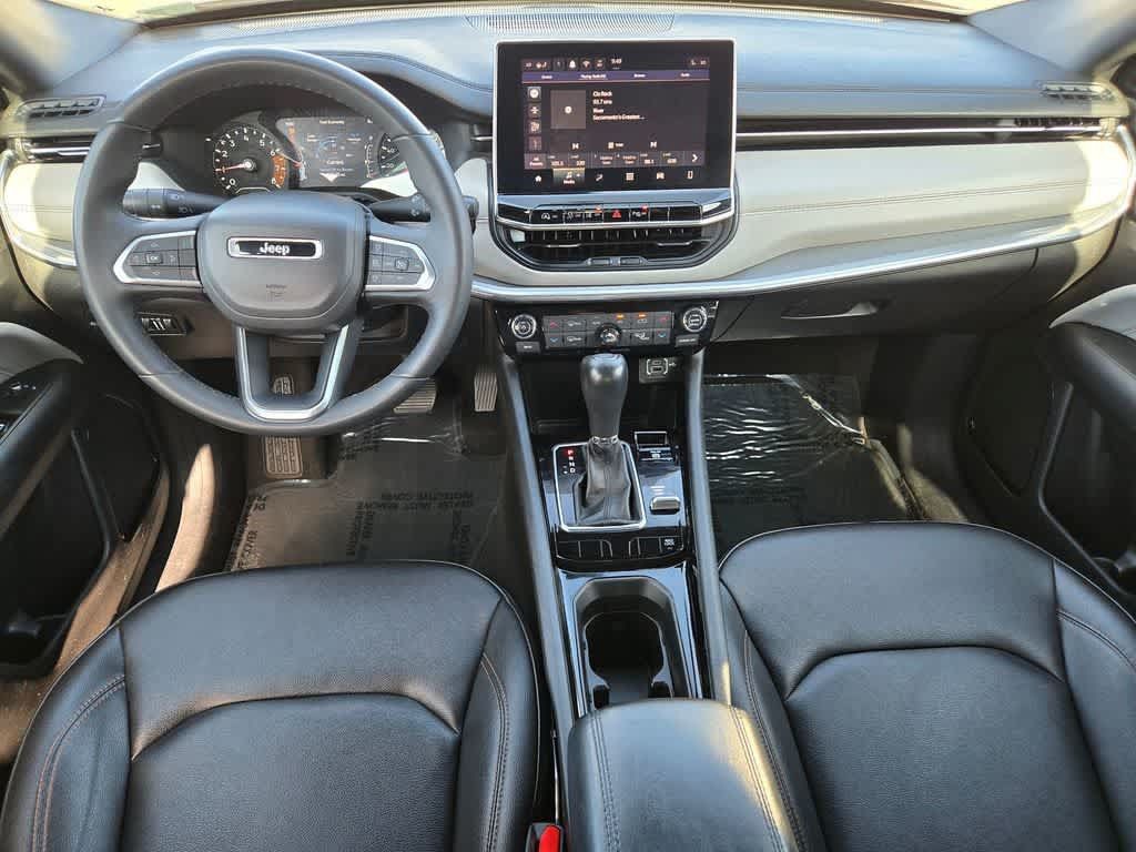 Used 2024 Jeep Compass Limited AWD/4WD image 9