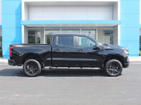 New 2026 Chevrolet Silverado 1500 LT Trail Boss w/ Convenience Package II AWD/4WD image 3