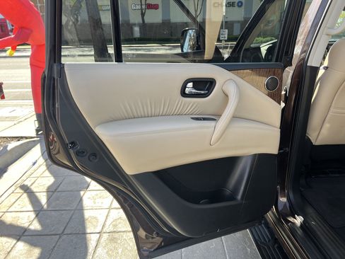 Used 2018 Nissan Armada SL w/ Premium Package image 28