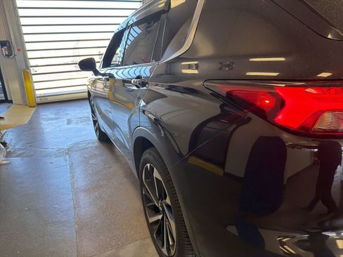 Used 2022 Mitsubishi Outlander SEL image 8