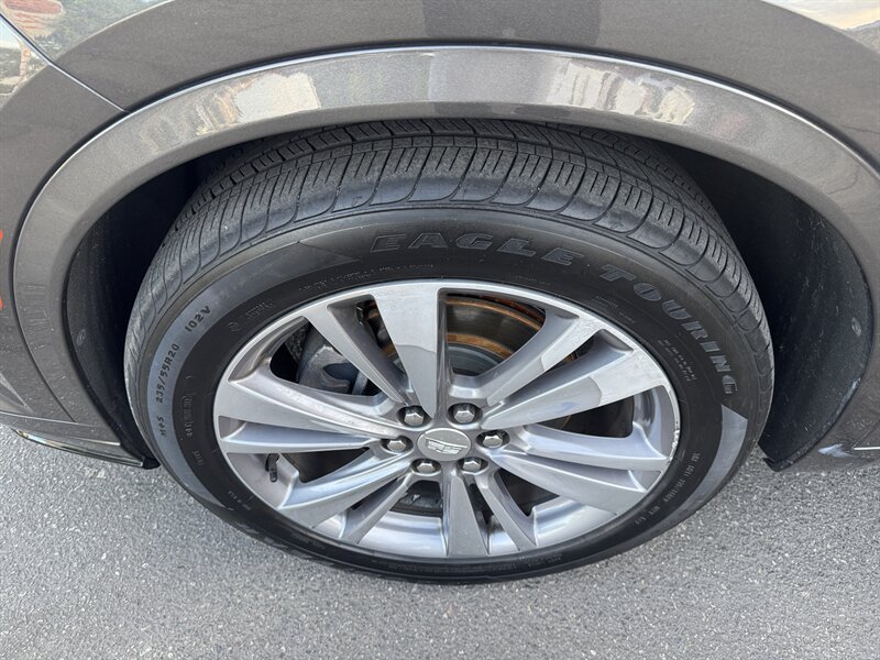 Used 2020 Cadillac XT6 Premium Luxury AWD/4WD image 9