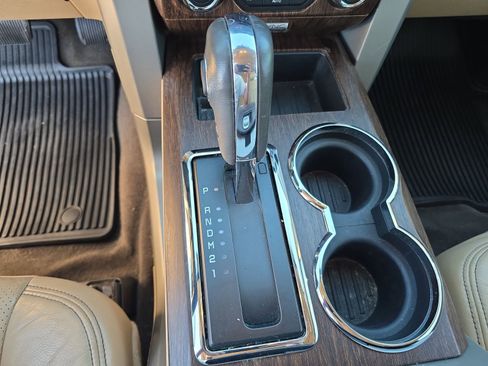 Used 2013 Ford F150 Lariat w/ Luxury Equipment Group image 19