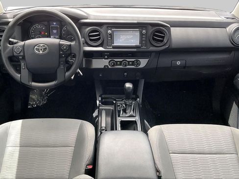 Used 2018 Toyota Tacoma SR w/ SR Convenience Package RWD image 16