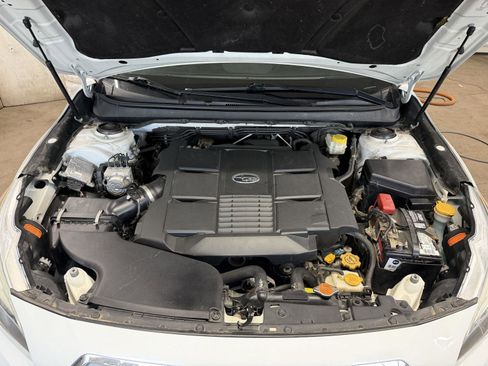 Used 2016 Subaru Outback 3.6R Limited AWD/4WD image 28