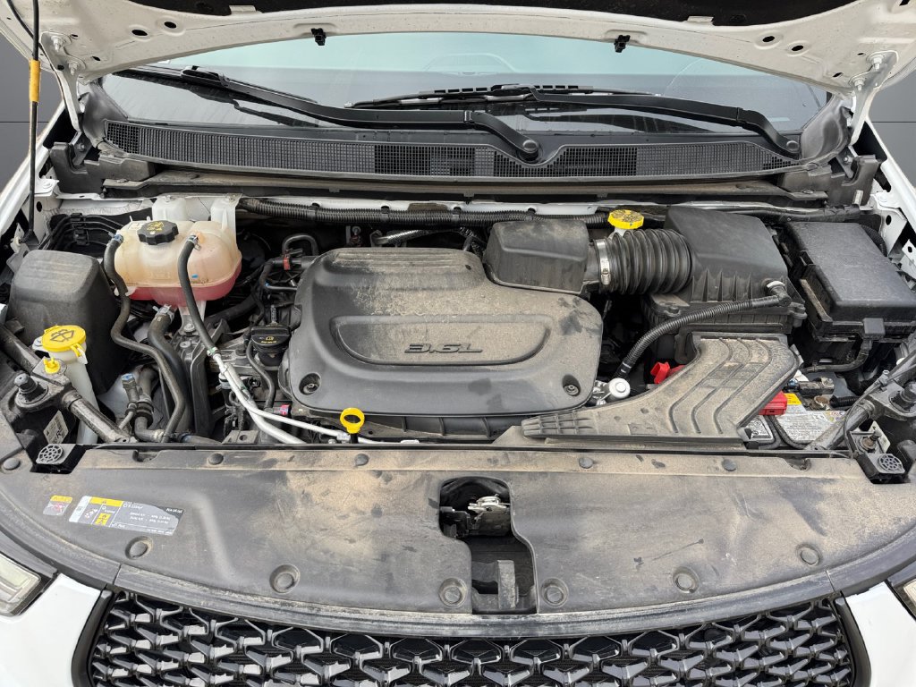 Used 2025 Chrysler Pacifica Limited FWD image 20