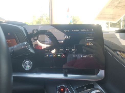 Certified 2022 Chevrolet Corvette Stingray Coupe w/ 1LT image 13