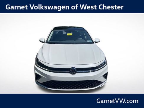 New 2026 Volkswagen Jetta SE FWD image 8