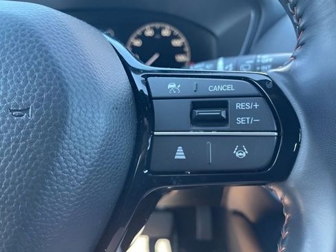 Used 2025 Honda HR-V Sport image 23