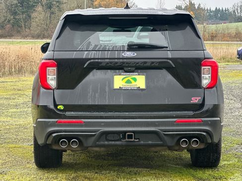 Used 2022 Ford Explorer ST w/ Equipment Group 401A image 5