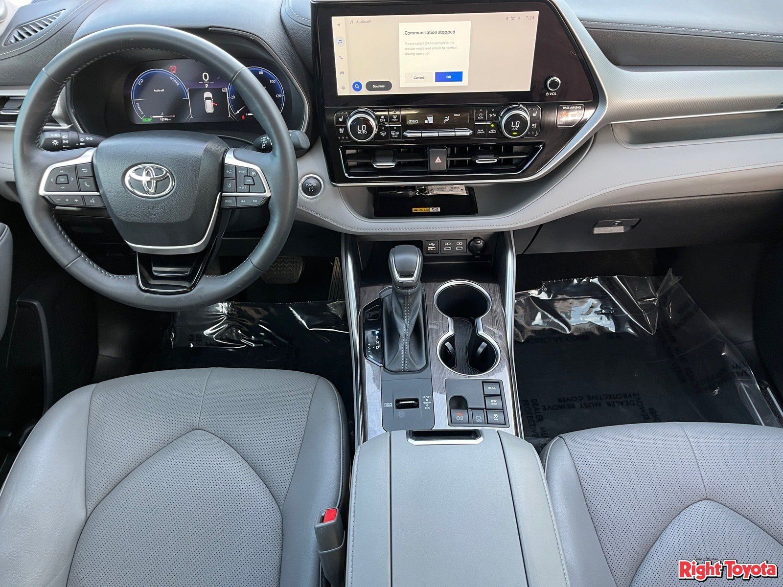 Used 2024 Toyota Highlander Platinum AWD/4WD image 15