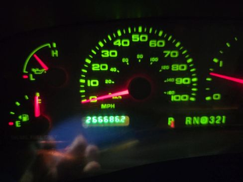 Used 2004 Ford F250 XL image 18