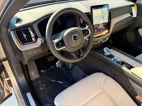 New 2026 Volvo XC60 B5 Plus w/ Climate Package AWD/4WD image 4