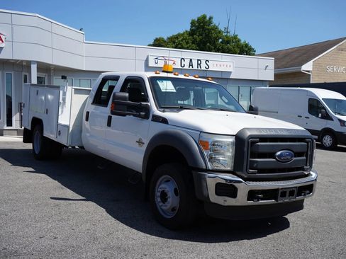 Used 2013 Ford F550 4x4 Crew Cab Super Duty w/ Payload Upgrade Pkg image 8