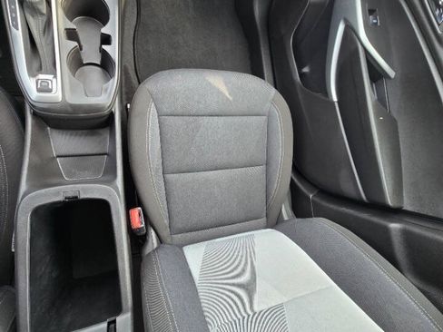 Used 2025 Chevrolet Trax LS w/ LS Convenience Package FWD image 42