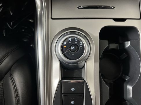 Certified 2020 Ford Explorer Platinum w/ Premium Technology Package AWD/4WD image 22