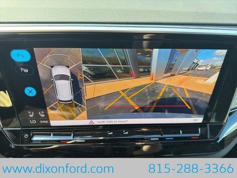 New 2026 Volkswagen Atlas Cross Sport SEL Premium R-Line AWD/4WD image 12