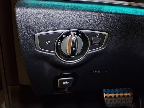 Used 2022 Mercedes-Benz E 450 Coupe image 13