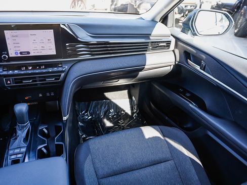 Used 2026 Toyota Camry LE w/ Convenience Package FWD image 15