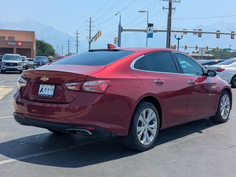 Used 2019 Chevrolet Malibu Premier FWD image 4