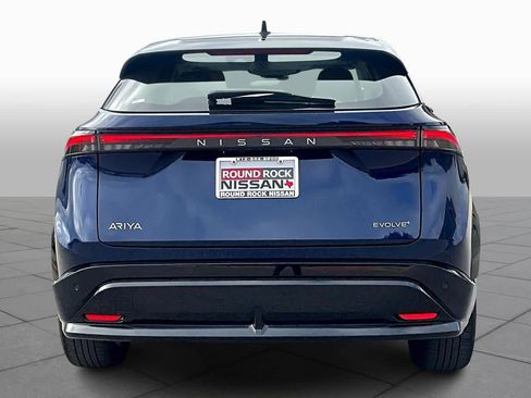Used 2023 Nissan Ariya FWD image 4