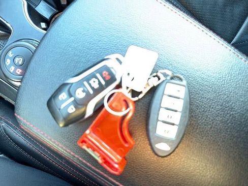 Used 2017 Ford Explorer Sport w/ Equipment Group 401A image 29