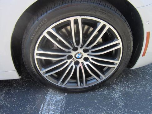 Used 2019 BMW 530i xDrive w/ M Sport Package AWD/4WD image 24