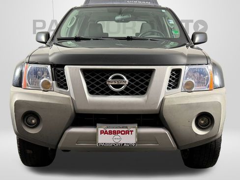 Used 2010 Nissan Xterra S image 2