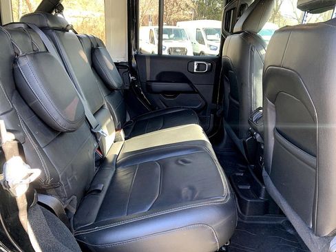 Used 2022 Jeep Wrangler Unlimited Sahara w/ Cold Weather Group image 23