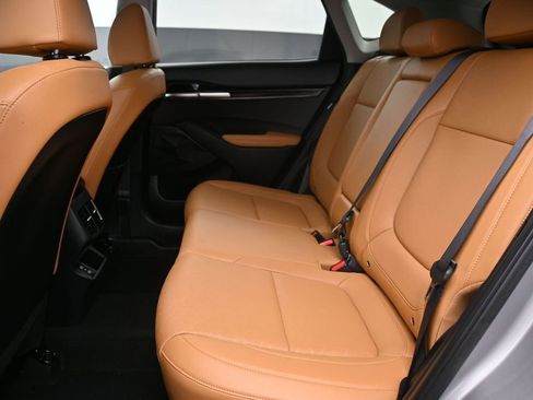 Used 2024 Kia Seltos SX AWD/4WD image 11