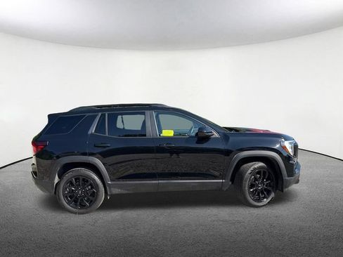 Certified 2025 GMC Terrain Elevation w/ Black Edition AWD/4WD image 16