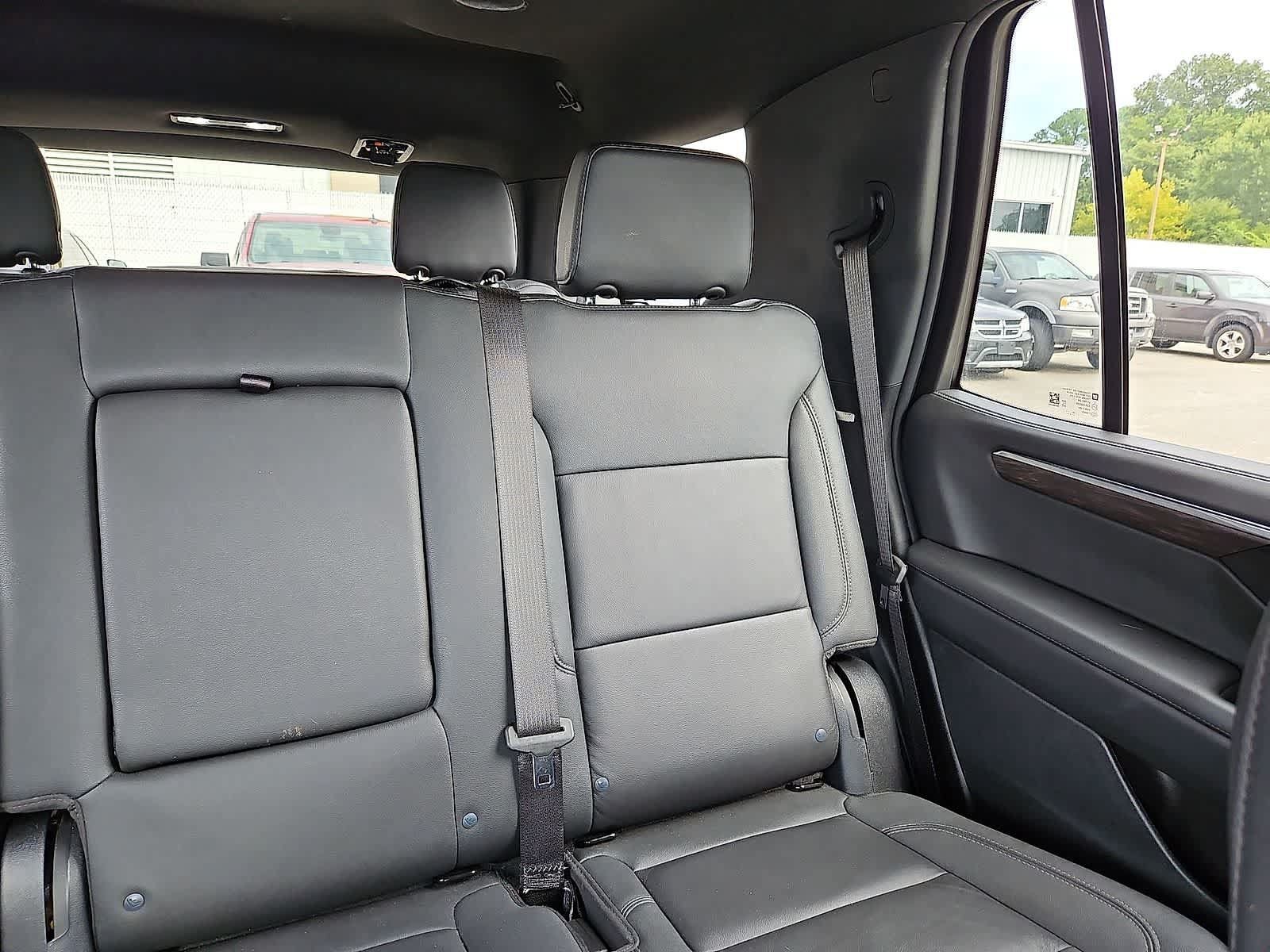 Used 2025 Chevrolet Tahoe LT AWD/4WD image 15