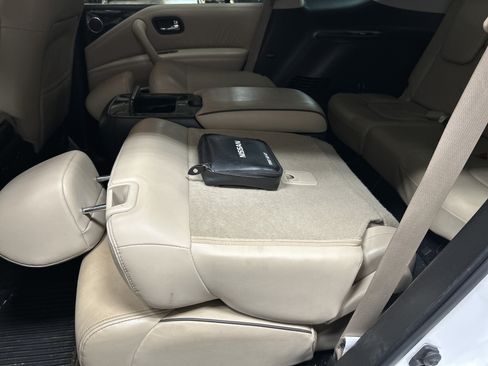 Used 2022 Nissan Armada Platinum w/ Captain's Chairs Package AWD/4WD image 8